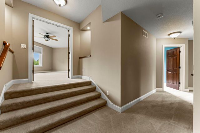 21761 Pine Tree Circle, Lakeville, MN 55044