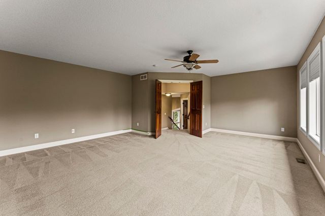 21761 Pine Tree Circle, Lakeville, MN 55044