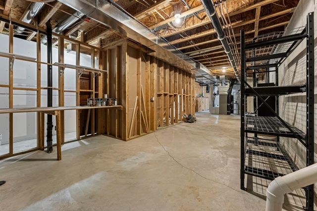 21761 Pine Tree Circle, Lakeville, MN 55044