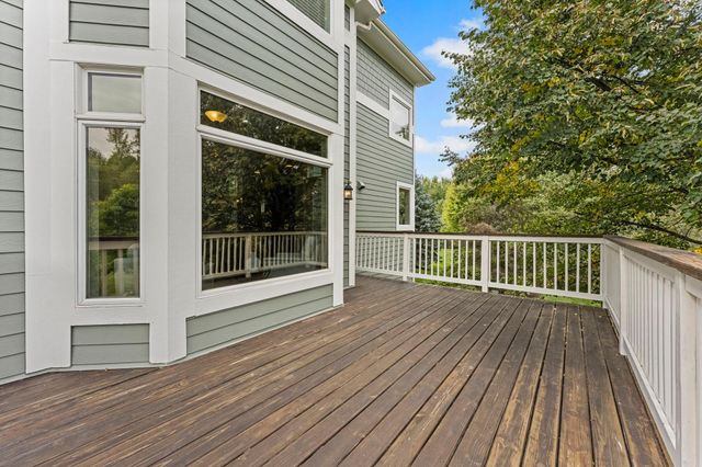 21761 Pine Tree Circle, Lakeville, MN 55044