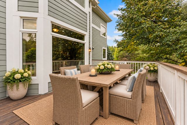 21761 Pine Tree Circle, Lakeville, MN 55044