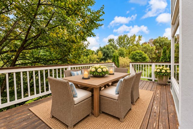 21761 Pine Tree Circle, Lakeville, MN 55044
