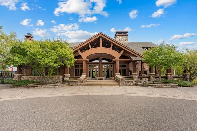 21761 Pine Tree Circle, Lakeville, MN 55044