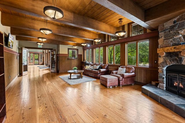 21761 Pine Tree Circle, Lakeville, MN 55044
