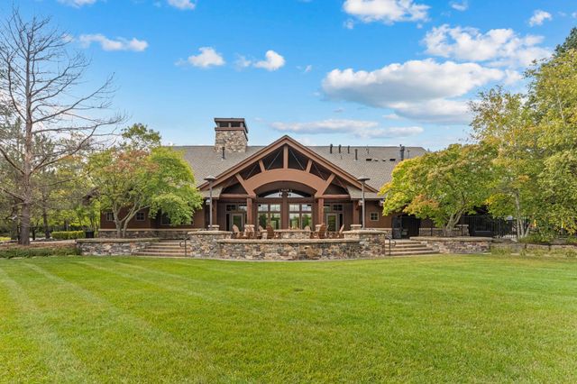21761 Pine Tree Circle, Lakeville, MN 55044
