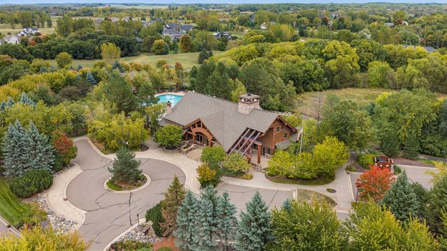 21761 Pine Tree Circle, Lakeville, MN 55044