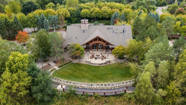 21761 Pine Tree Circle, Lakeville, MN 55044