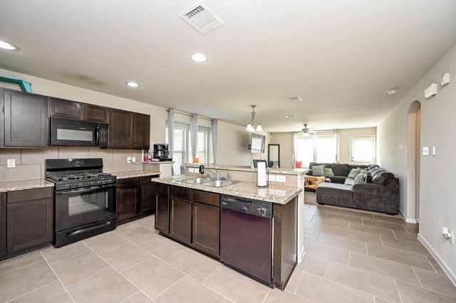 606 Palo Alto Court, Rosharon, TX 77583