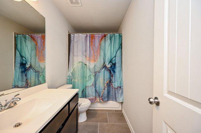 606 Palo Alto Court, Rosharon, TX 77583