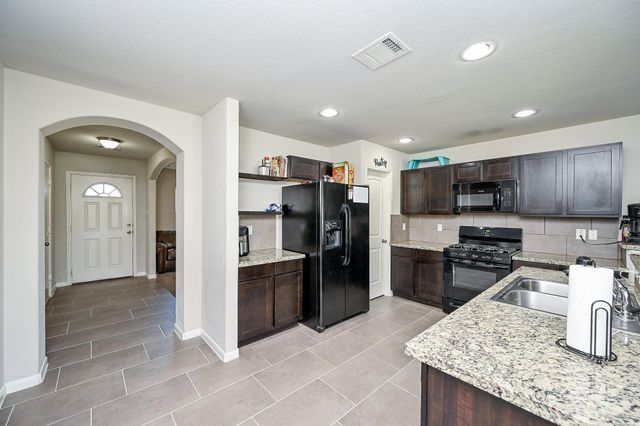 606 Palo Alto Court, Rosharon, TX 77583