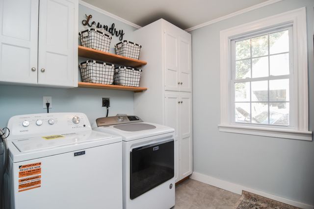 97 Dutcher St, Hopedale, MA 01747