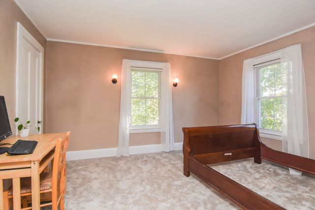 97 Dutcher St, Hopedale, MA 01747