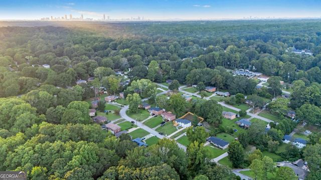 2377 Fontaine Circle, Decatur, GA 30032