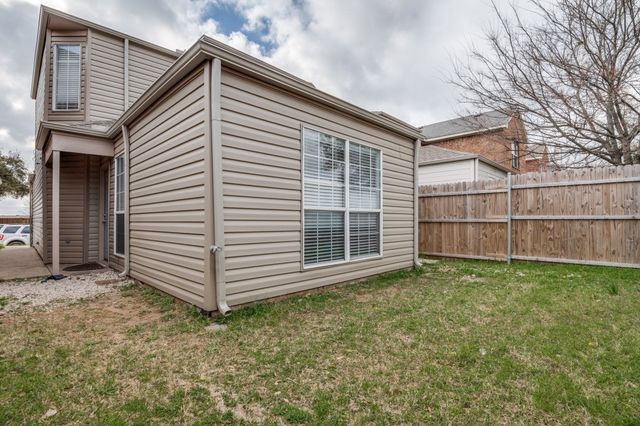 905 Fairbanks Circle, Duncanville, TX 75137