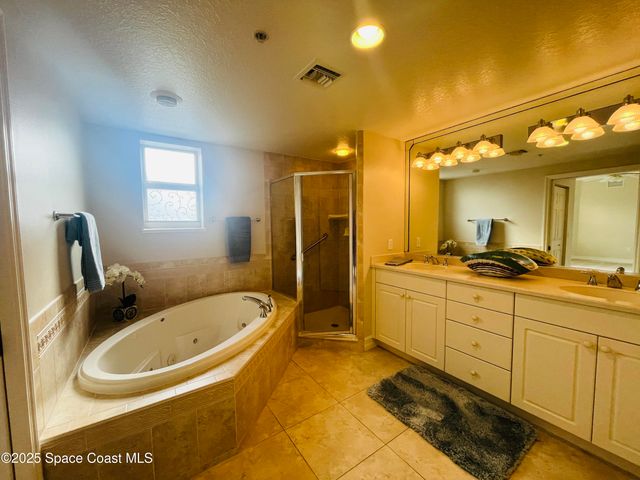 490 Sail Lane 605, Merritt Island, FL 32953