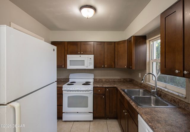 1756 Valencia Avenue, Ormond Beach, FL 32174