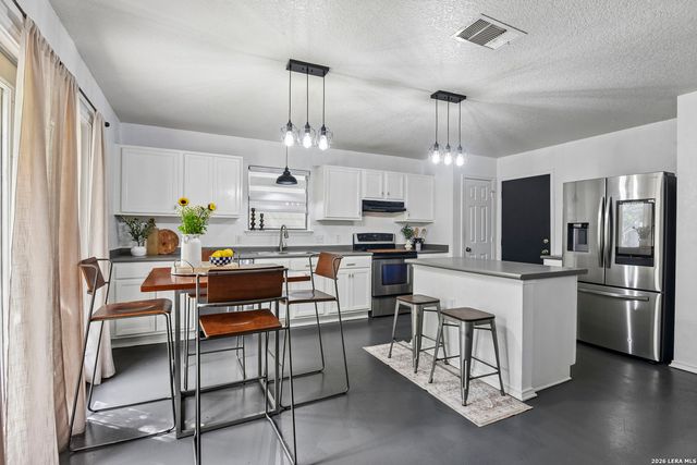2123 Barlow Oak, San Antonio, TX 78213