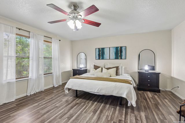 2123 Barlow Oak, San Antonio, TX 78213