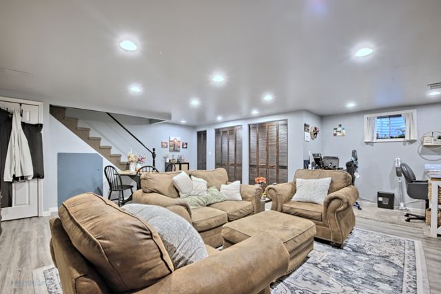 1596 Kirkwood Drive, Geneva, IL 60134