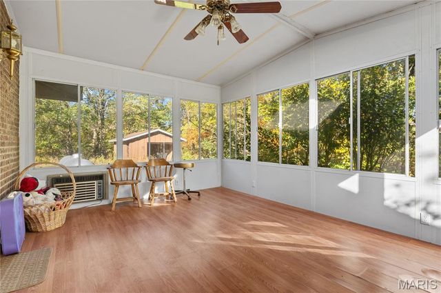 12746 Rolling Hills Drive, Trenton, IL 62293