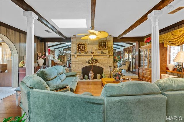 12746 Rolling Hills Drive, Trenton, IL 62293