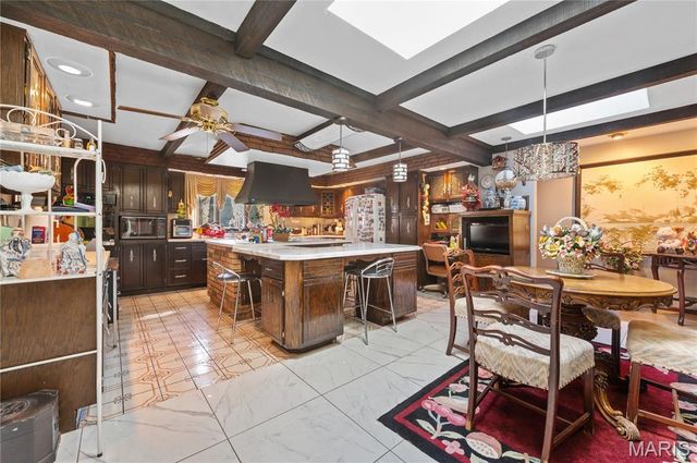 12746 Rolling Hills Drive, Trenton, IL 62293