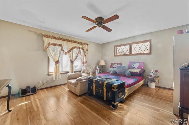 12746 Rolling Hills Drive, Trenton, IL 62293