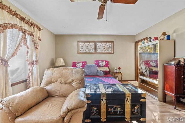 12746 Rolling Hills Drive, Trenton, IL 62293