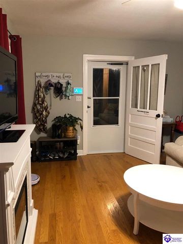 930 N Main Street, Elizabethtown, KY 42701