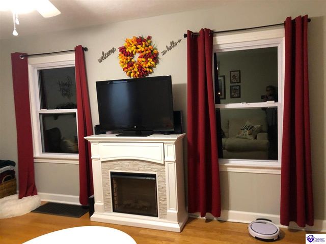 930 N Main Street, Elizabethtown, KY 42701