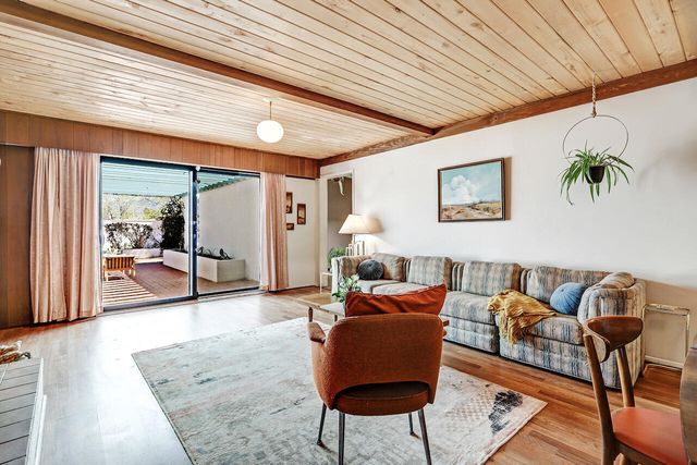 1330 Odlum Drive SE, Albuquerque, NM 87108