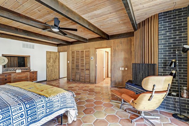 1330 Odlum Drive SE, Albuquerque, NM 87108