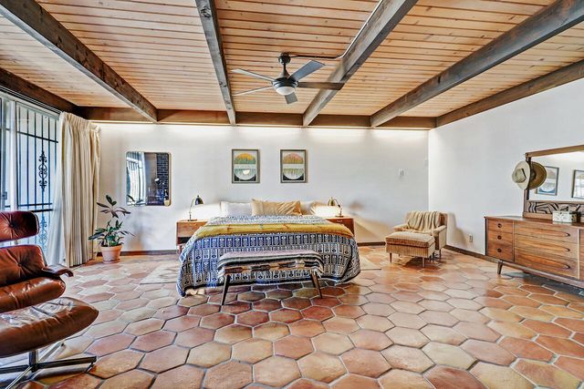 1330 Odlum Drive SE, Albuquerque, NM 87108