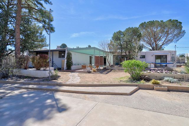 1330 Odlum Drive SE, Albuquerque, NM 87108