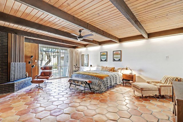 1330 Odlum Drive SE, Albuquerque, NM 87108