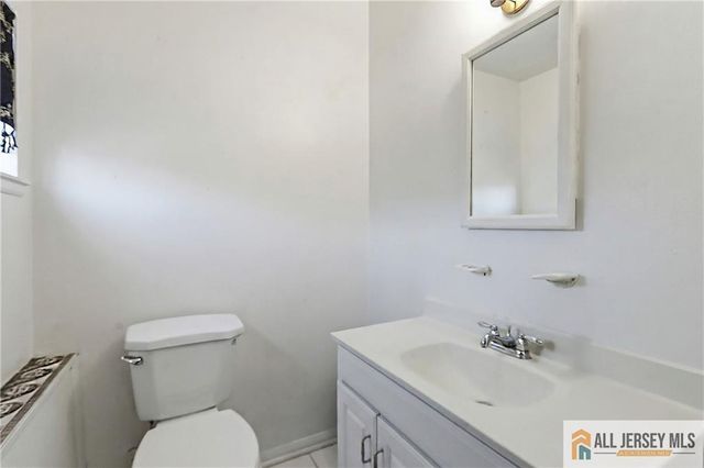 52 Gaub Road, Old Bridge, NJ 08857