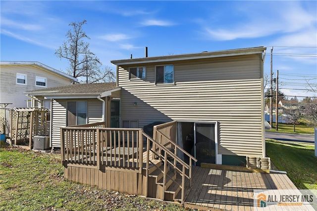 52 Gaub Road, Old Bridge, NJ 08857