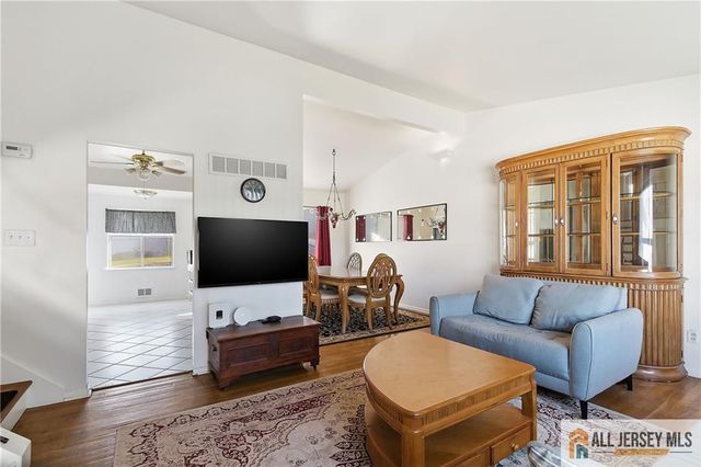 52 Gaub Road, Old Bridge, NJ 08857