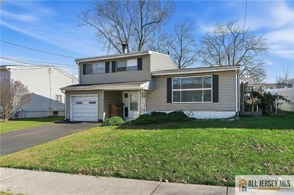 52 Gaub Road, Old Bridge, NJ 08857