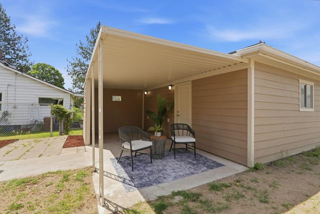 4411 N Whitehouse St, Spokane, WA 99205