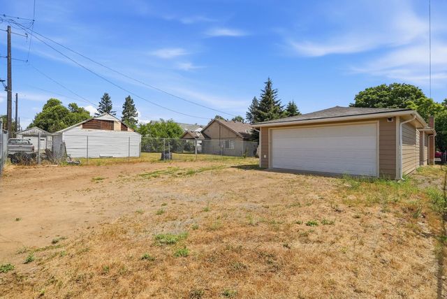 4411 N Whitehouse St, Spokane, WA 99205