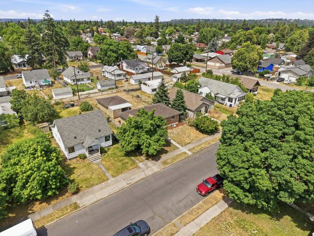 4411 N Whitehouse St, Spokane, WA 99205