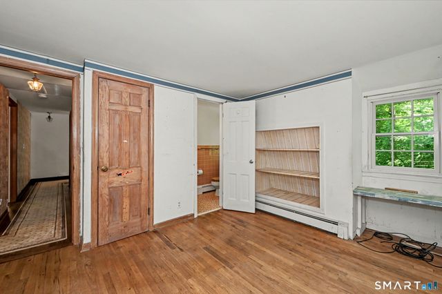 4 Scatacook Trail, Weston, CT 06883