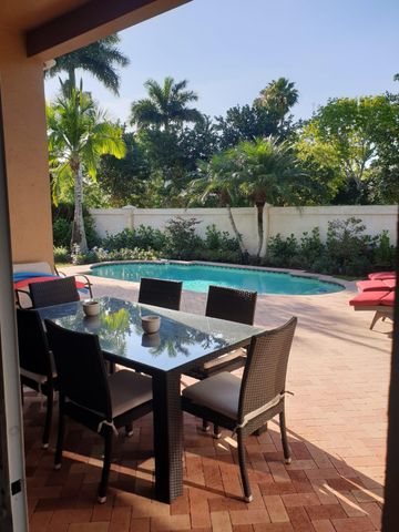 10768 Waterford Pl Place, West Palm Beach, FL 33412