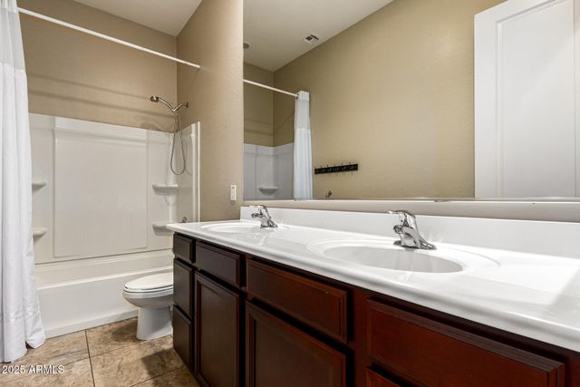 18327 W WOLF Street, Goodyear, AZ 85395