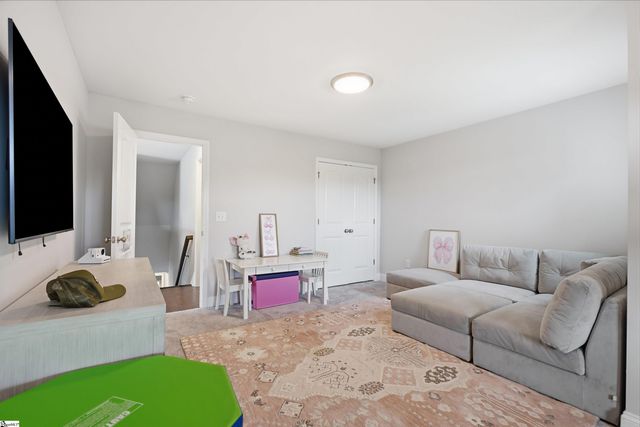 55 Hensley Road, Greenville, SC 29607