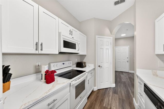 8100 PRINCESS PALM LANE 201, Kissimmee, FL 34747