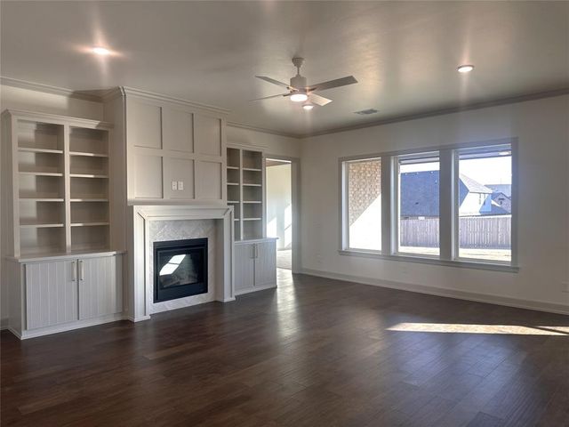 8100 Amber Ridge Drive, Edmond, OK 73034