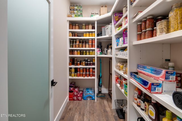 255 Crest View Drive, Sunbright, TN 37872