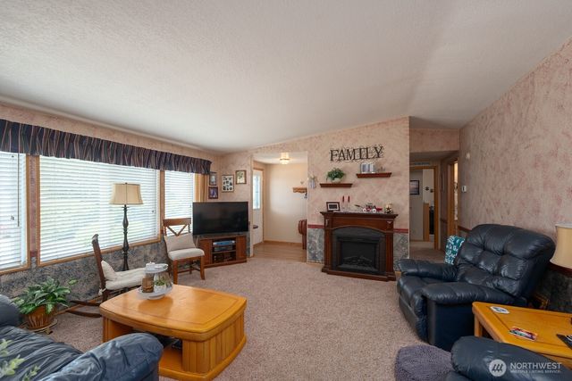 307 Hilltop Circle, Ephrata, WA 98823